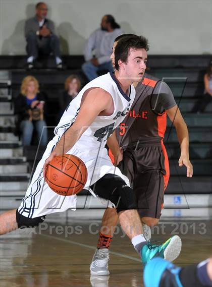 Thumbnail 2 in Vacaville vs. Vista del Lago (Ram Jam Winter Classic) photogallery.