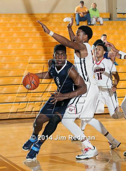 Thumbnail 1 in Wayne vs. Sierra Canyon (City of Palms Classic) photogallery.