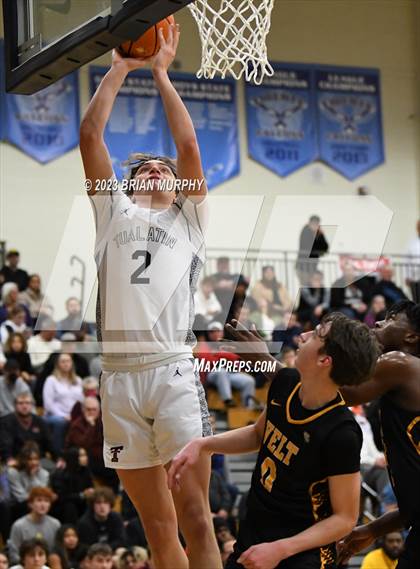 Thumbnail 1 in Roosevelt vs. Tualatin (Les Schwab Invitational) photogallery.
