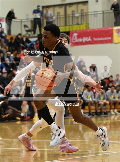 Thumbnail 1 in Roosevelt vs. Tualatin (Les Schwab Invitational) photogallery.