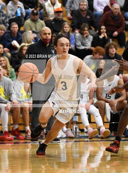 Thumbnail 1 in Roosevelt vs. Tualatin (Les Schwab Invitational) photogallery.