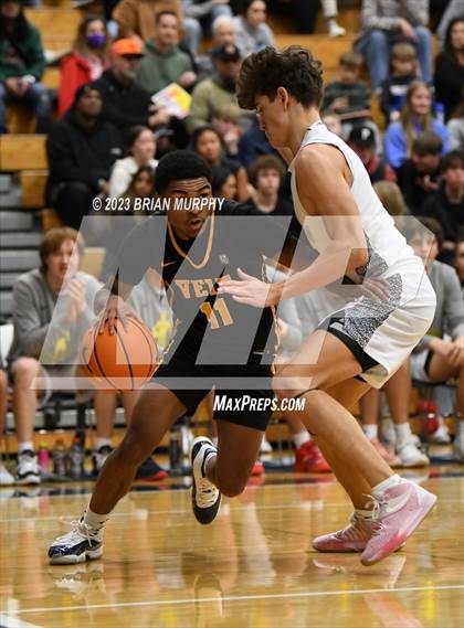 Thumbnail 2 in Roosevelt vs. Tualatin (Les Schwab Invitational) photogallery.