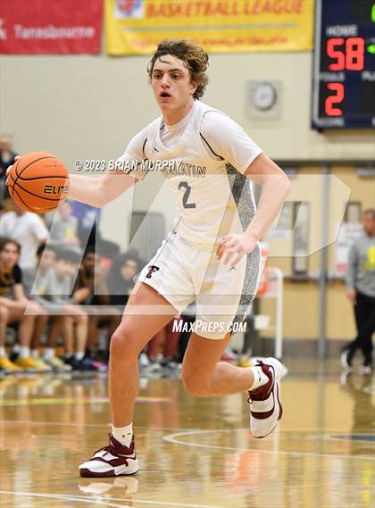 Thumbnail 3 in Roosevelt vs. Tualatin (Les Schwab Invitational) photogallery.