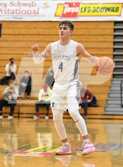 Thumbnail 1 in Roosevelt vs. Tualatin (Les Schwab Invitational) photogallery.