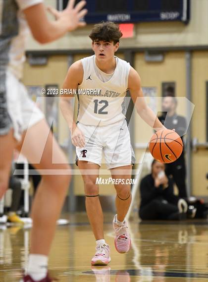 Thumbnail 1 in Roosevelt vs. Tualatin (Les Schwab Invitational) photogallery.