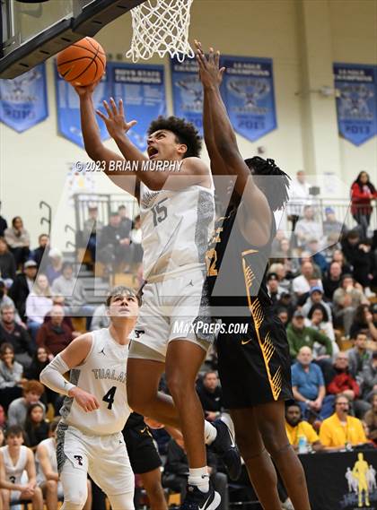 Thumbnail 2 in Roosevelt vs. Tualatin (Les Schwab Invitational) photogallery.