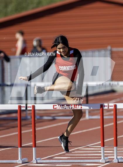 Thumbnail 2 in Corning Invitational photogallery.
