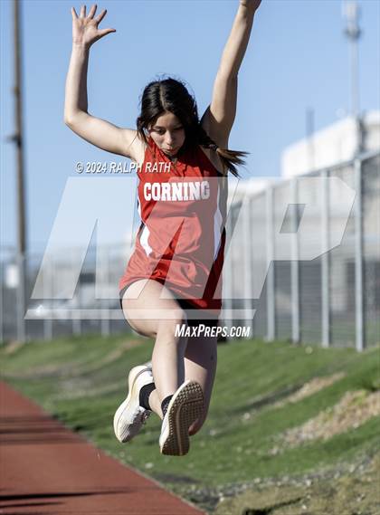 Thumbnail 3 in Corning Invitational photogallery.