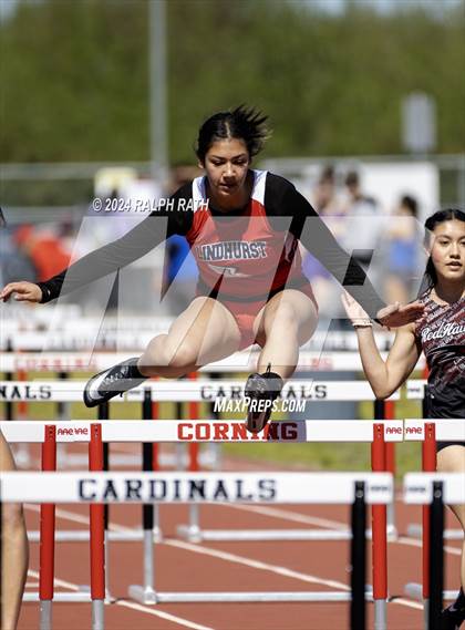 Thumbnail 3 in Corning Invitational photogallery.