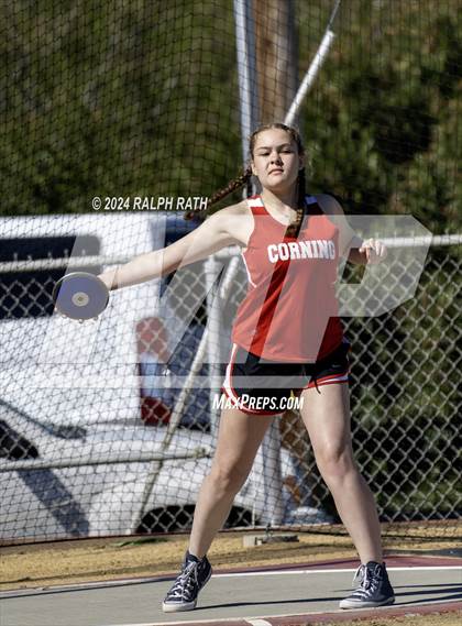 Thumbnail 1 in Corning Invitational photogallery.
