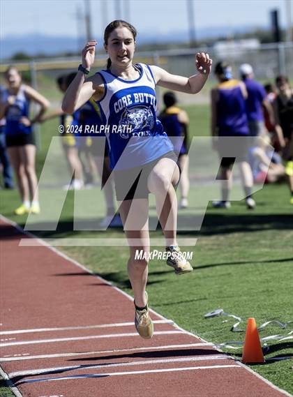 Thumbnail 2 in Corning Invitational photogallery.