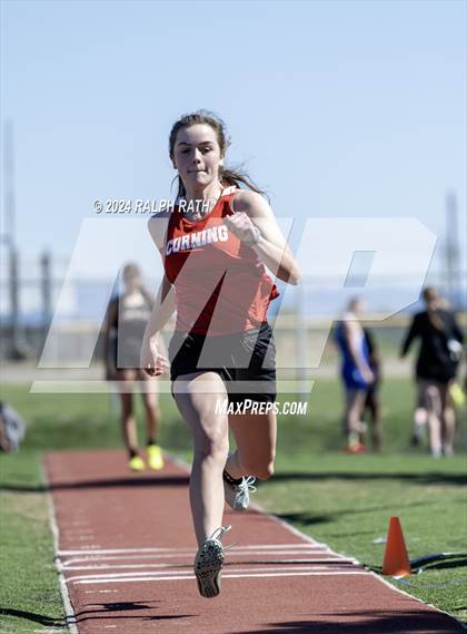 Thumbnail 1 in Corning Invitational photogallery.
