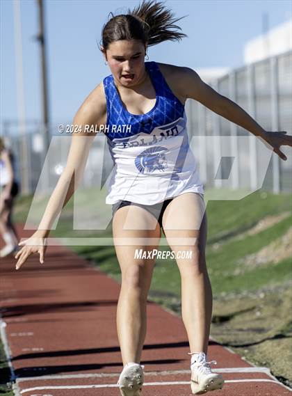 Thumbnail 2 in Corning Invitational photogallery.