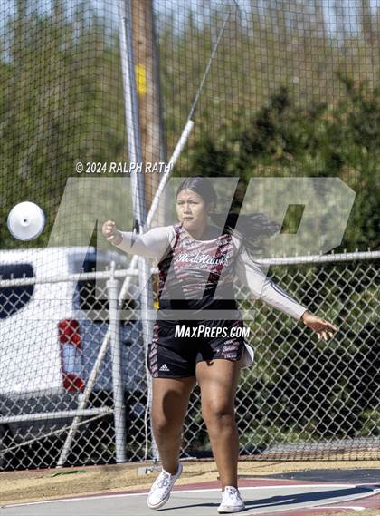 Thumbnail 2 in Corning Invitational photogallery.