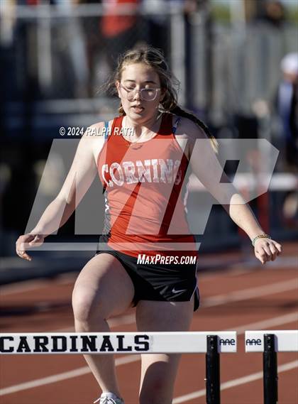 Thumbnail 2 in Corning Invitational photogallery.