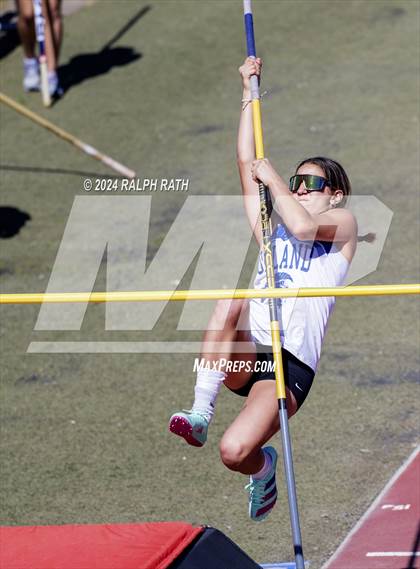 Thumbnail 1 in Corning Invitational photogallery.