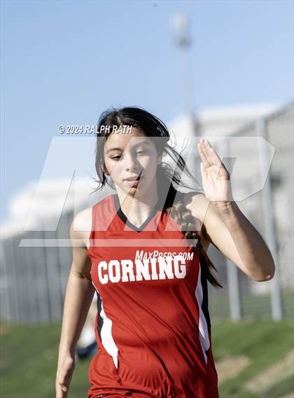 Thumbnail 3 in Corning Invitational photogallery.