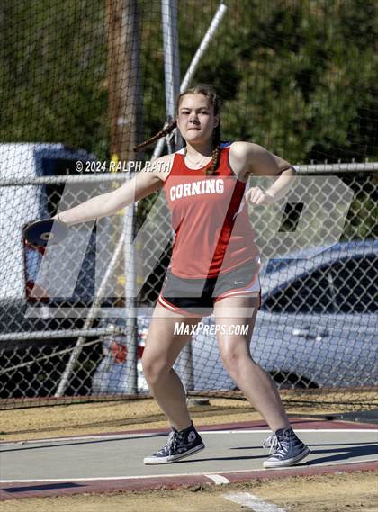 Thumbnail 2 in Corning Invitational photogallery.