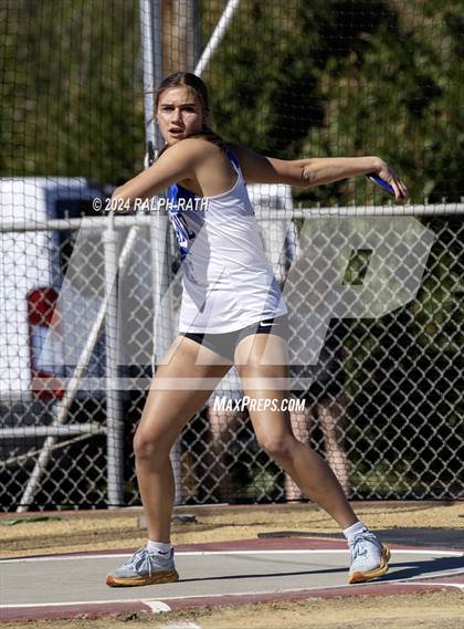 Thumbnail 1 in Corning Invitational photogallery.