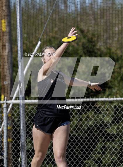 Thumbnail 2 in Corning Invitational photogallery.