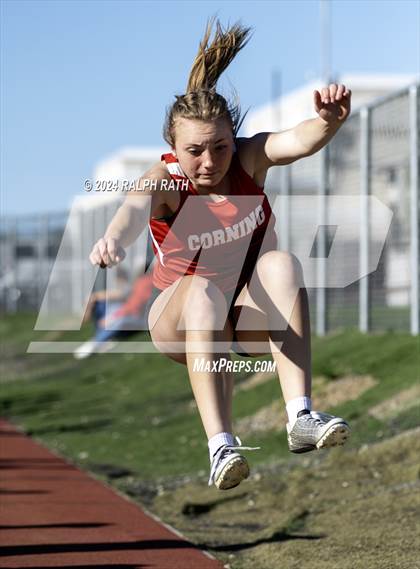 Thumbnail 1 in Corning Invitational photogallery.