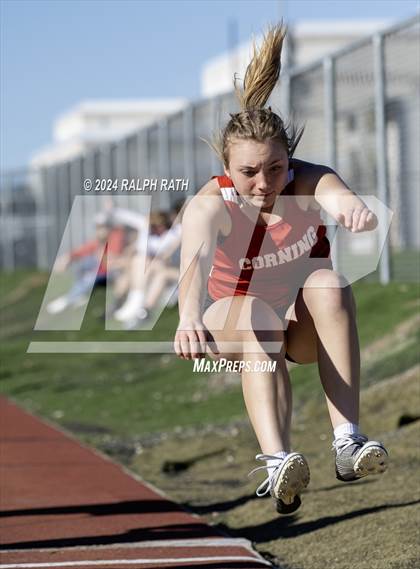 Thumbnail 1 in Corning Invitational photogallery.