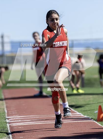 Thumbnail 3 in Corning Invitational photogallery.