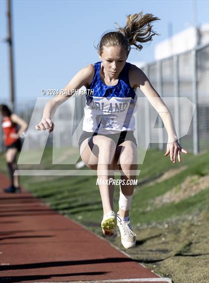 Thumbnail 1 in Corning Invitational photogallery.