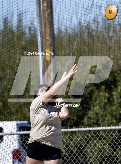 Thumbnail 1 in Corning Invitational photogallery.