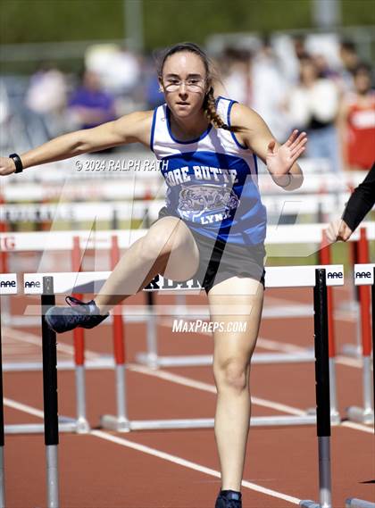 Thumbnail 2 in Corning Invitational photogallery.