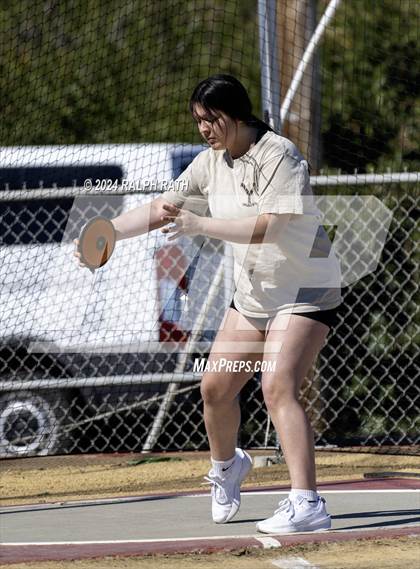 Thumbnail 1 in Corning Invitational photogallery.