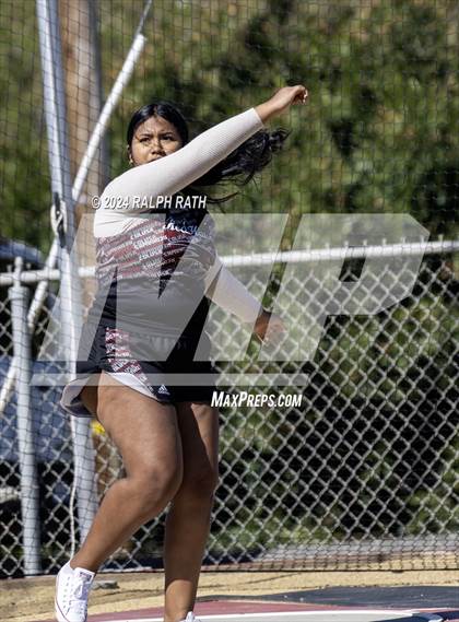 Thumbnail 3 in Corning Invitational photogallery.