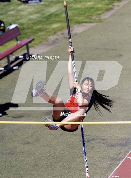 Thumbnail 2 in Corning Invitational photogallery.