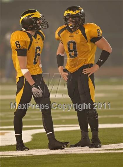 Thumbnail 2 in Del Oro vs. Oakdale (CIF SJS D3 Final) photogallery.