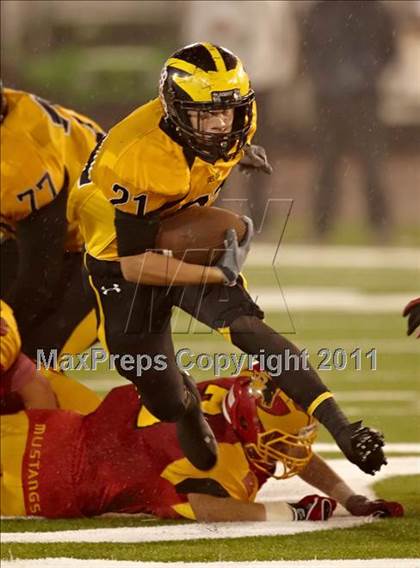 Thumbnail 1 in Del Oro vs. Oakdale (CIF SJS D3 Final) photogallery.