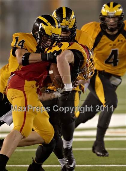 Thumbnail 2 in Del Oro vs. Oakdale (CIF SJS D3 Final) photogallery.