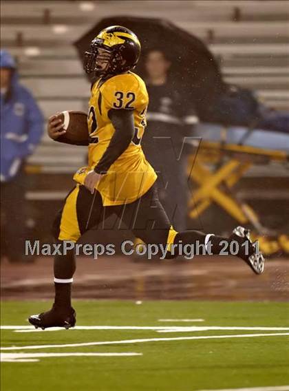 Thumbnail 2 in Del Oro vs. Oakdale (CIF SJS D3 Final) photogallery.