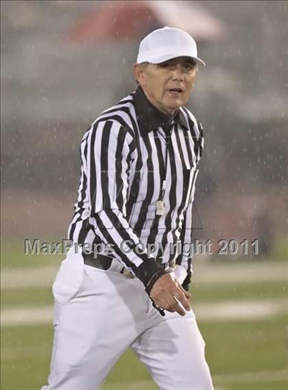 Thumbnail 1 in Del Oro vs. Oakdale (CIF SJS D3 Final) photogallery.