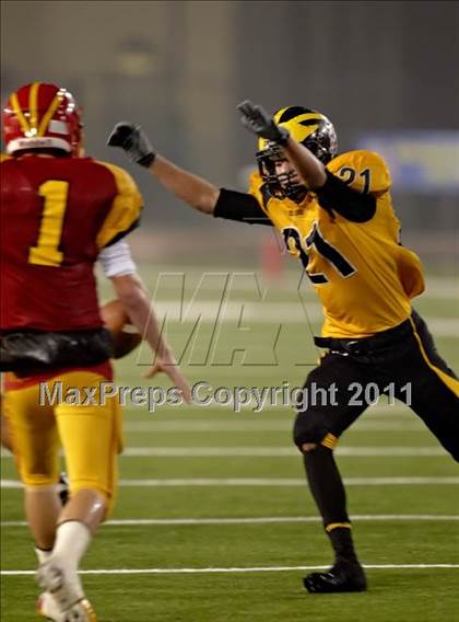 Thumbnail 1 in Del Oro vs. Oakdale (CIF SJS D3 Final) photogallery.