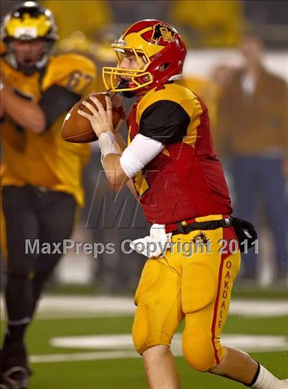 Thumbnail 3 in Del Oro vs. Oakdale (CIF SJS D3 Final) photogallery.