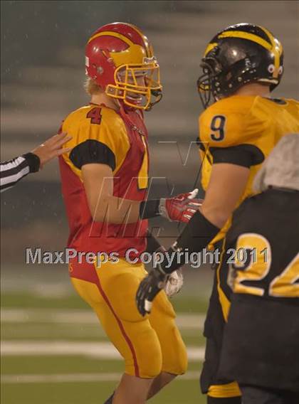 Thumbnail 2 in Del Oro vs. Oakdale (CIF SJS D3 Final) photogallery.