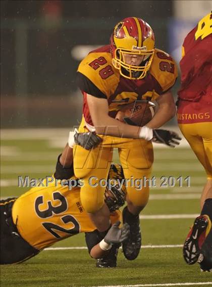 Thumbnail 2 in Del Oro vs. Oakdale (CIF SJS D3 Final) photogallery.