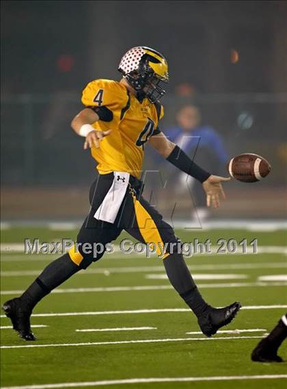 Thumbnail 1 in Del Oro vs. Oakdale (CIF SJS D3 Final) photogallery.