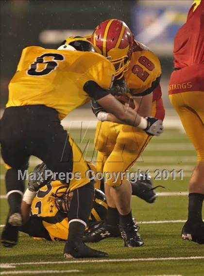 Thumbnail 3 in Del Oro vs. Oakdale (CIF SJS D3 Final) photogallery.