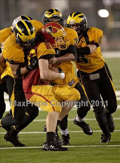 Thumbnail 3 in Del Oro vs. Oakdale (CIF SJS D3 Final) photogallery.