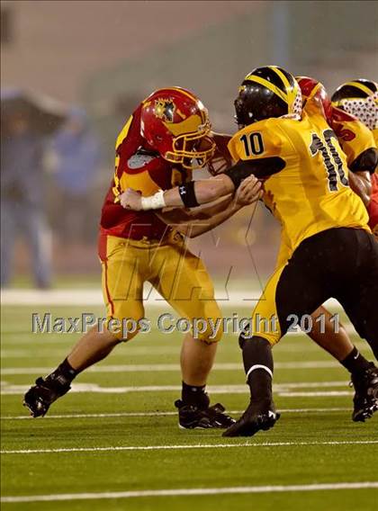 Thumbnail 3 in Del Oro vs. Oakdale (CIF SJS D3 Final) photogallery.