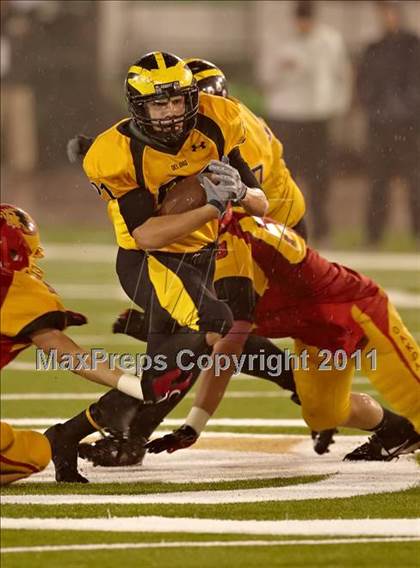 Thumbnail 3 in Del Oro vs. Oakdale (CIF SJS D3 Final) photogallery.