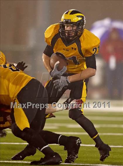 Thumbnail 3 in Del Oro vs. Oakdale (CIF SJS D3 Final) photogallery.