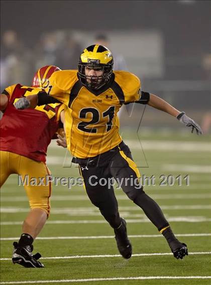 Thumbnail 2 in Del Oro vs. Oakdale (CIF SJS D3 Final) photogallery.