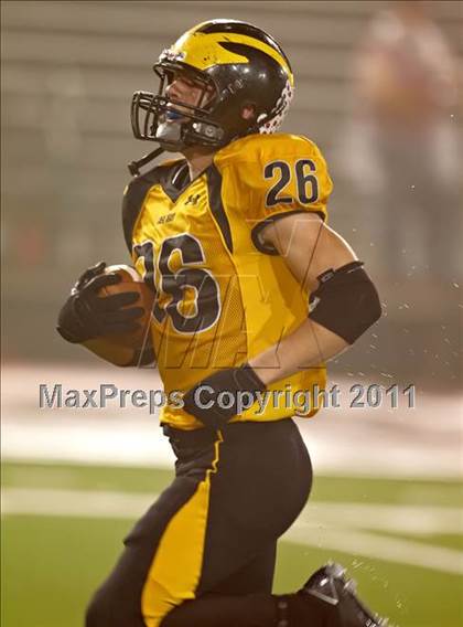 Thumbnail 3 in Del Oro vs. Oakdale (CIF SJS D3 Final) photogallery.